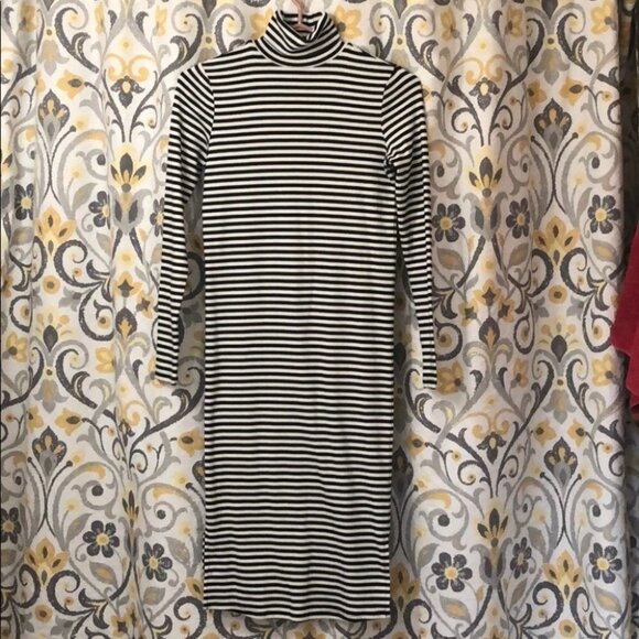 Free‎  WITH PURCHASE Joe Fresh Black & White Striped Turtle Neck Midi Dress - Picture 1 of 6